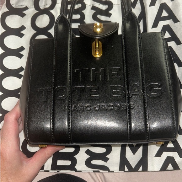 Marc Jacobs Black Crossbody mini Bag - Picture 7 of 10
